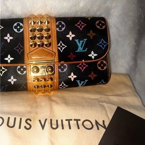 Like new Louis Vuitton Monogram multicolor Pochette Courtney ClutchBag Black